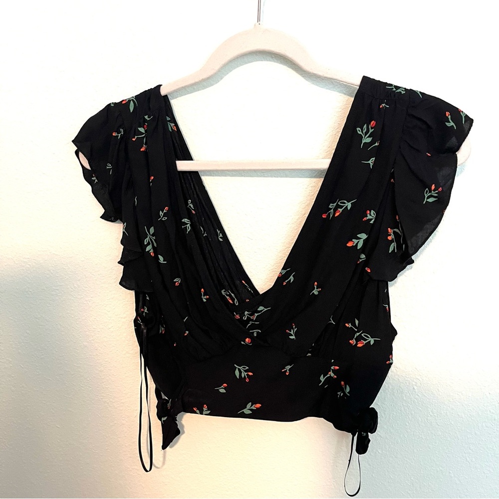 - Free People Pretty Dayz Set